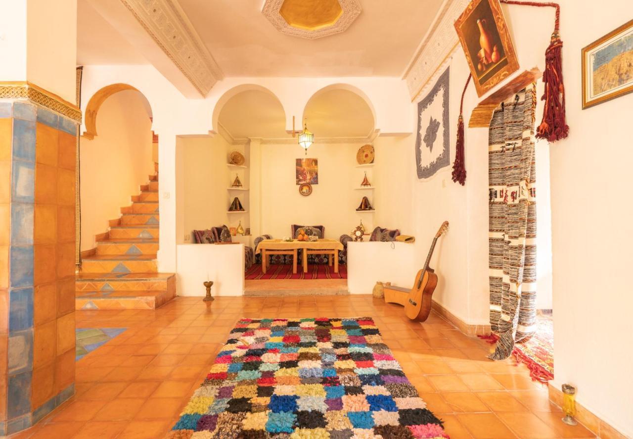 Riad Kasbah Des Roches Akhendachou n'Ait Ouffi Exterior photo