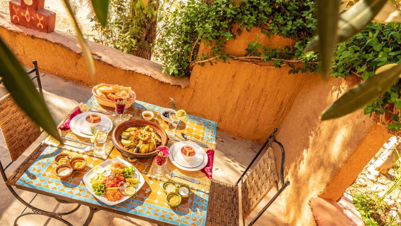Riad Kasbah Des Roches Akhendachou n'Ait Ouffi Exterior photo