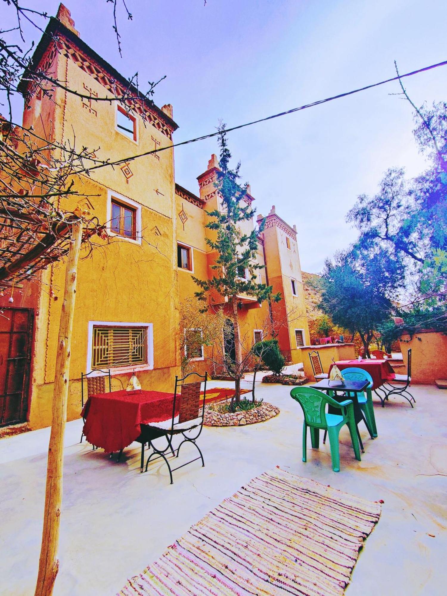 Riad Kasbah Des Roches Akhendachou n'Ait Ouffi Exterior photo