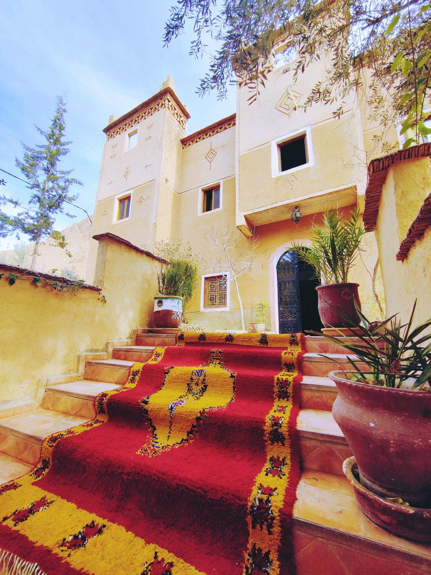 Riad Kasbah Des Roches Akhendachou n'Ait Ouffi Exterior photo