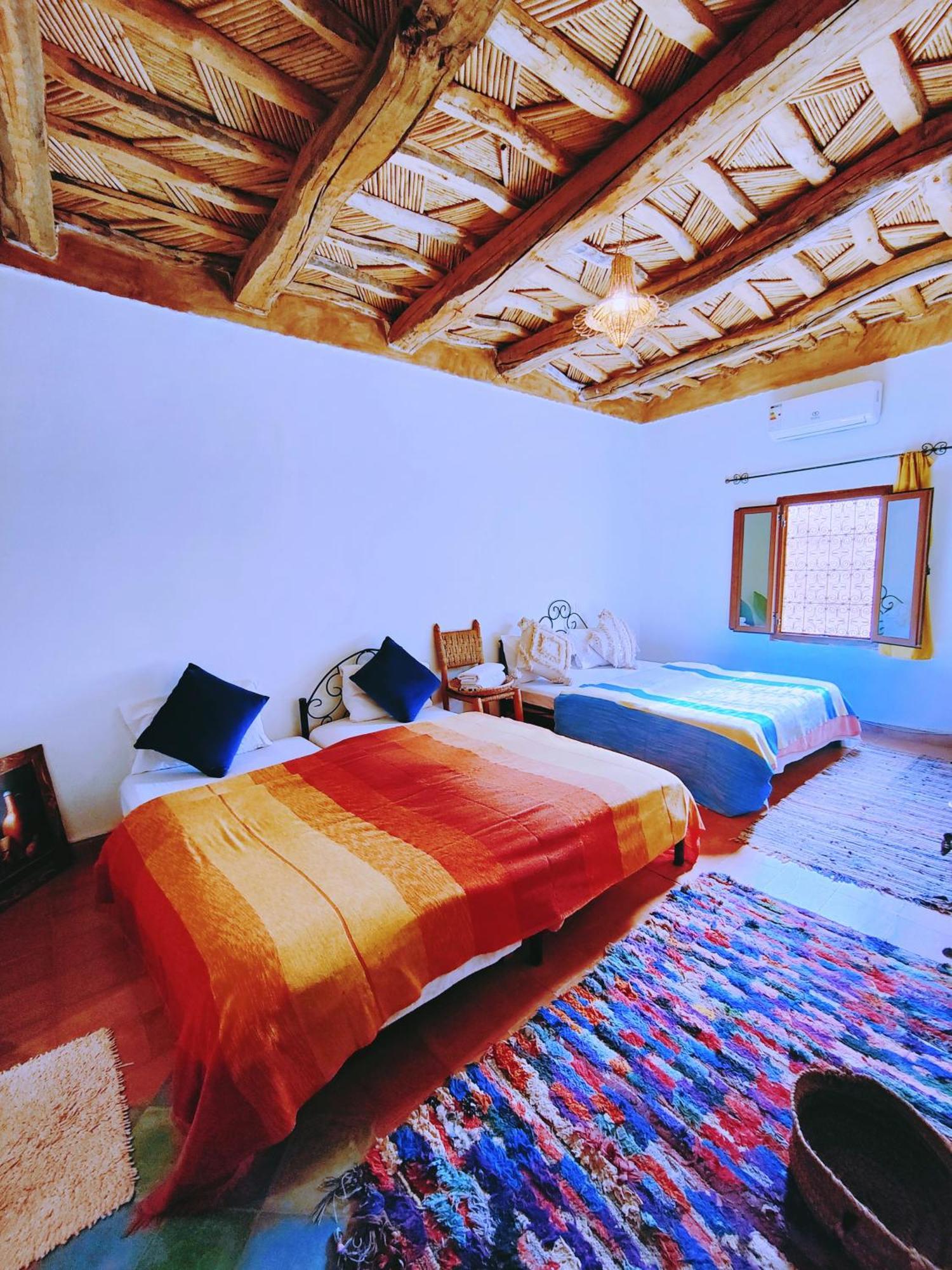 Riad Kasbah Des Roches Akhendachou n'Ait Ouffi Exterior photo