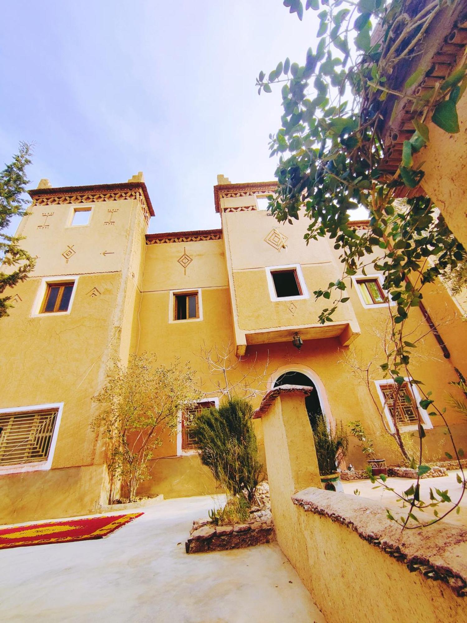Riad Kasbah Des Roches Akhendachou n'Ait Ouffi Exterior photo