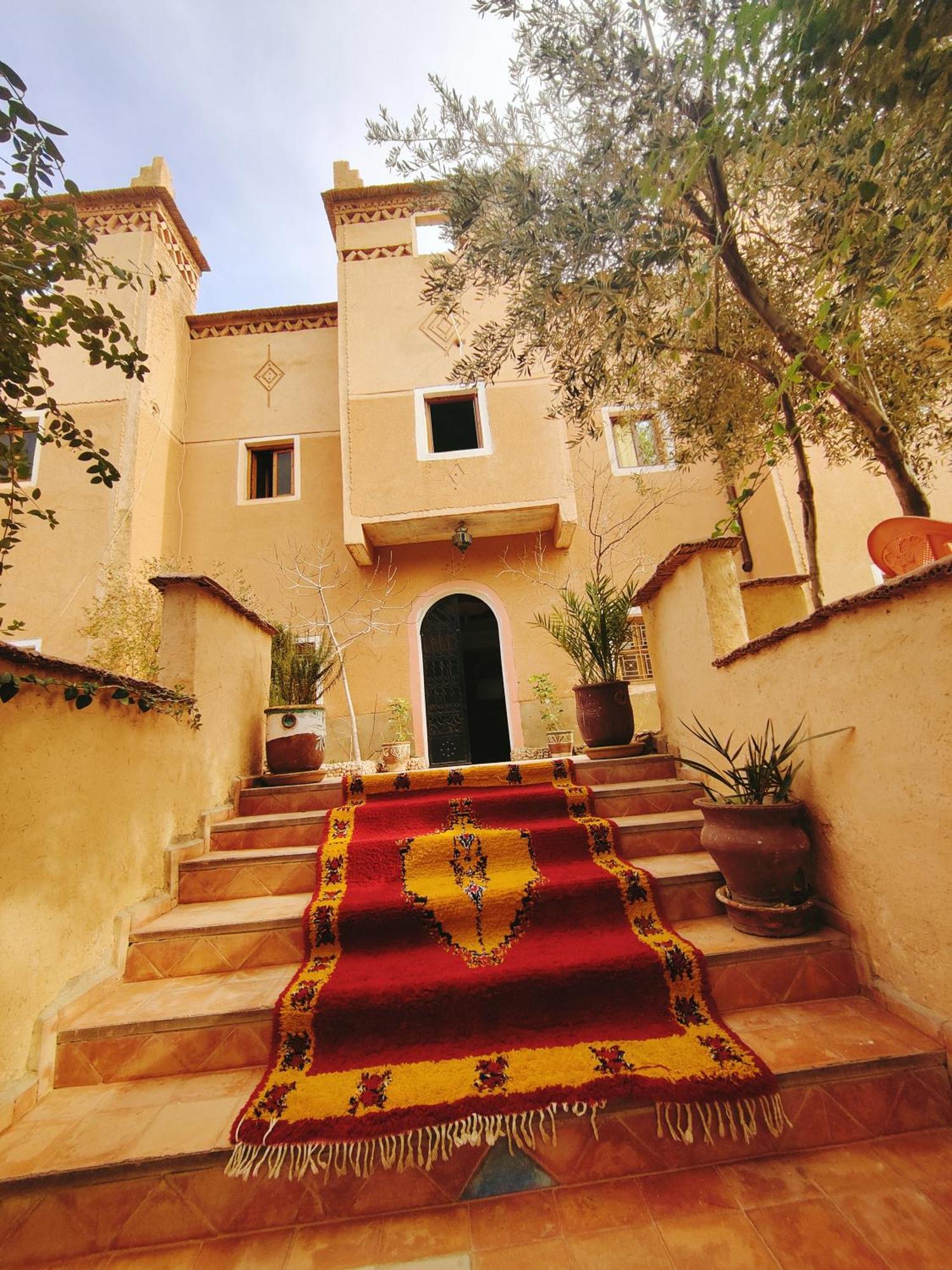 Riad Kasbah Des Roches Akhendachou n'Ait Ouffi Exterior photo